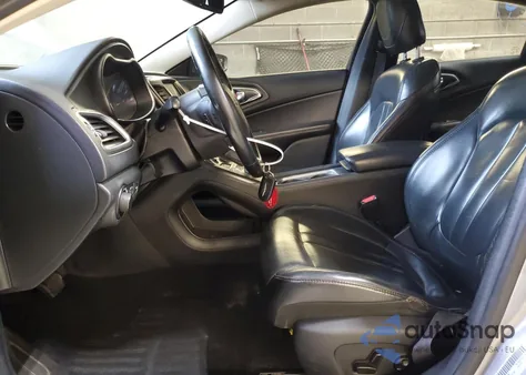 2016 Chrysler 200 Limited из США, поврежденный, VIN 1C3CCCAB0GN195590